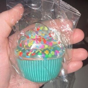 Trendy Brand New Sugar Squishy Cupcake🔥